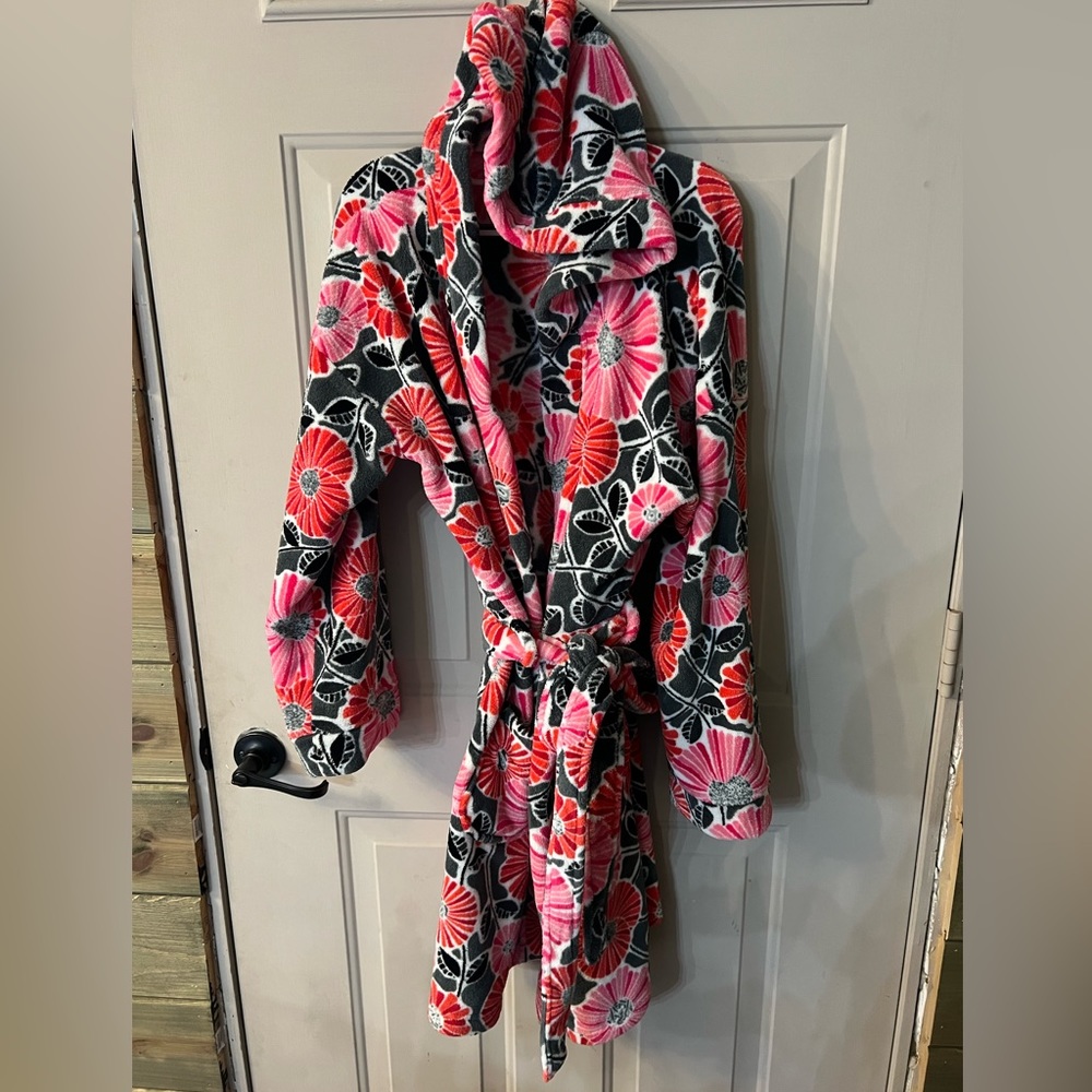 Vera Bradley Robe with hood!